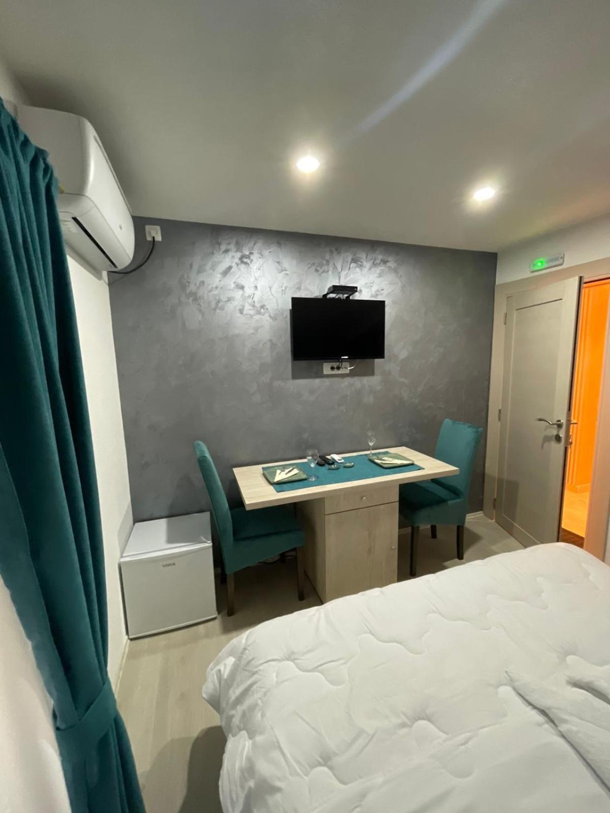Apartments Zejak Mitrovici  ภายนอก รูปภาพ