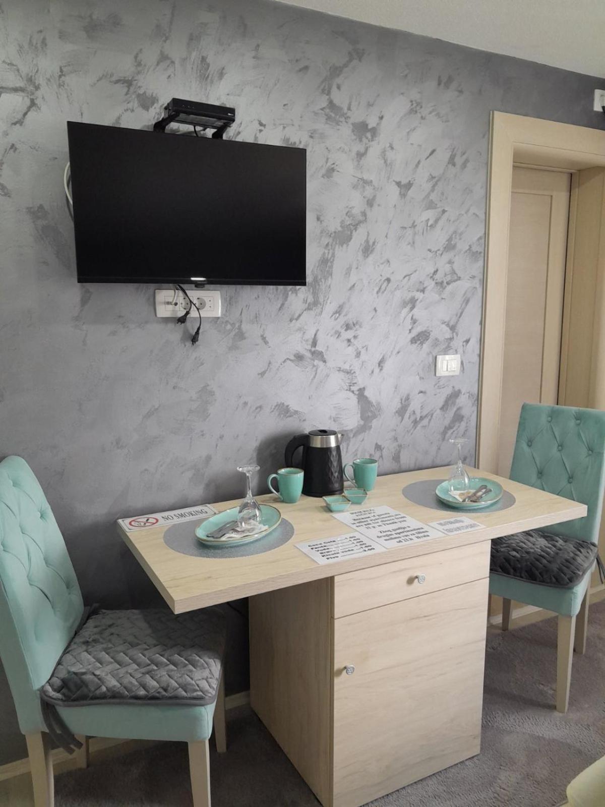 Apartments Zejak Mitrovici  ภายนอก รูปภาพ