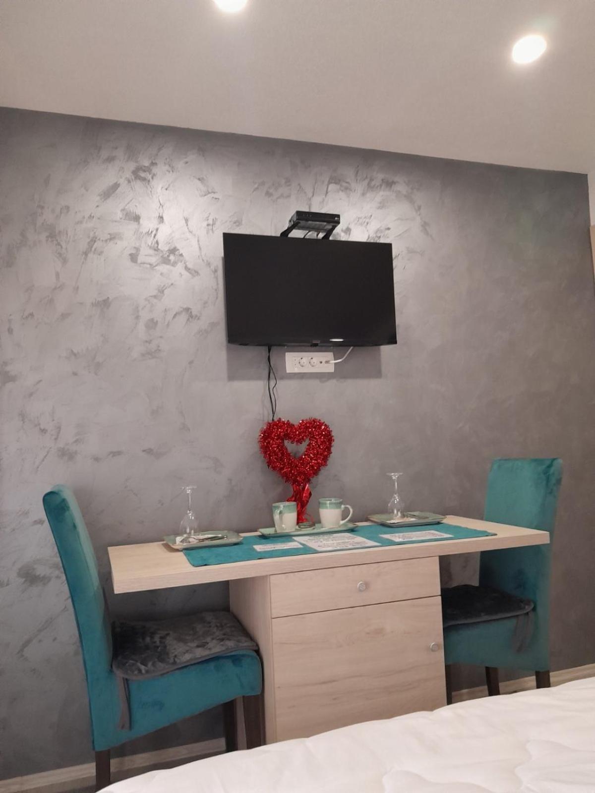 Apartments Zejak Mitrovici  ภายนอก รูปภาพ