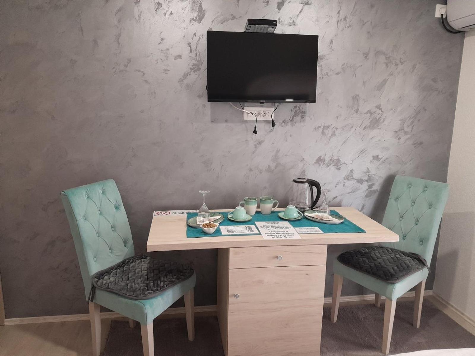 Apartments Zejak Mitrovici  ภายนอก รูปภาพ